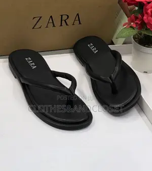 Zara Men's Sandals, Featuring a Black Quilted Strap Design.