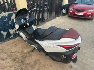 Honda Forza 2012 White