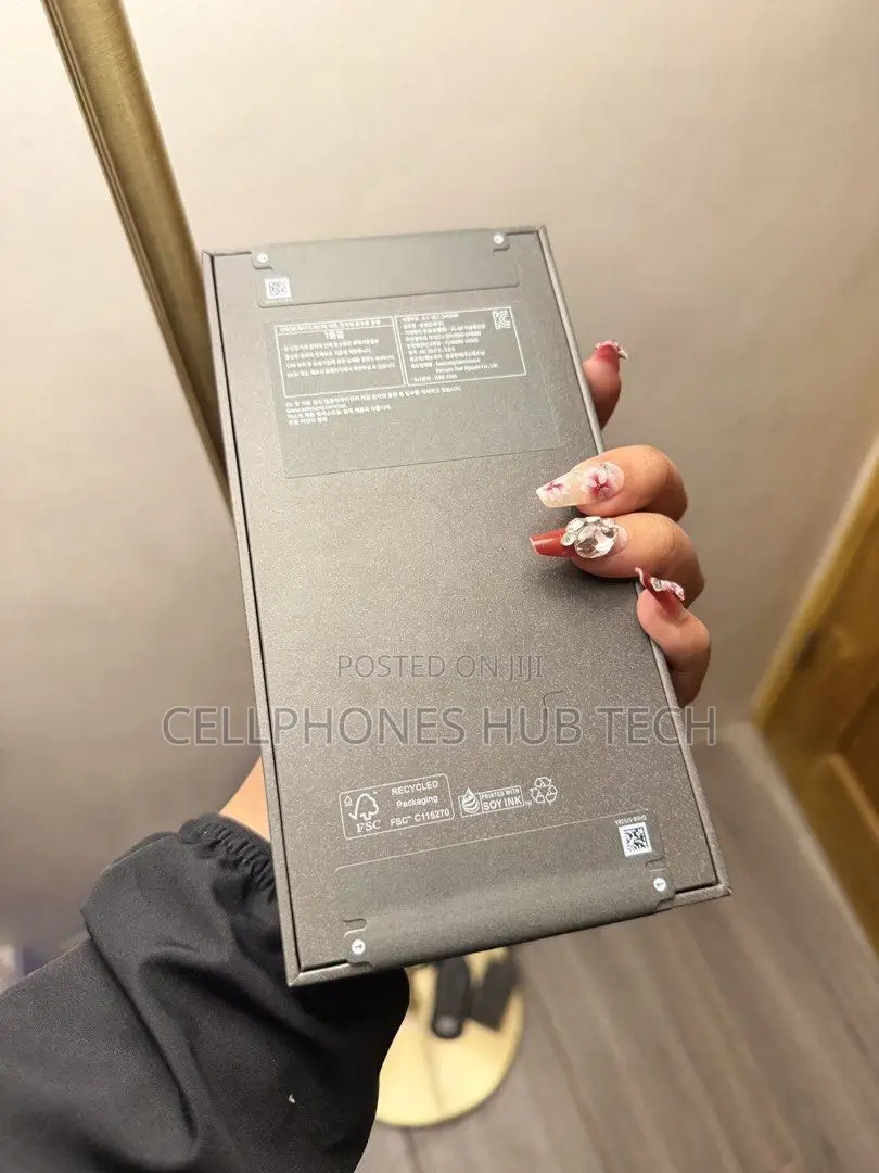 New Samsung Galaxy S26 Ultra 5G 1 TB Black