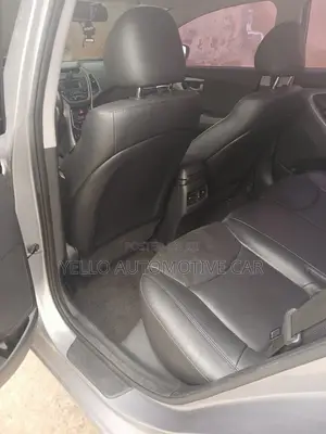 Rent Hyundai Avante (Diesel)