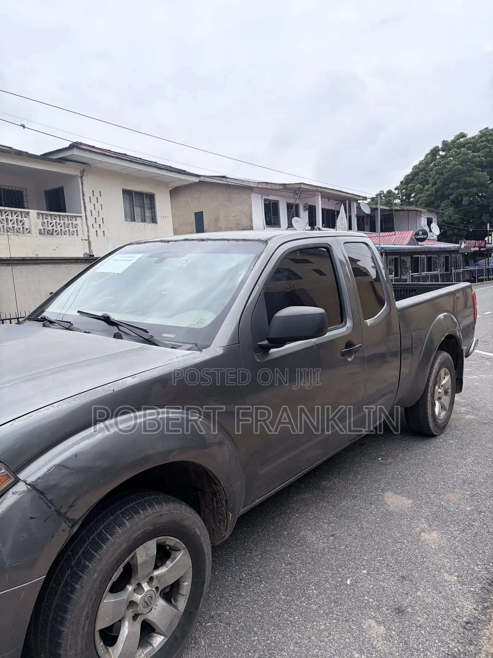 Nissan Frontier 2012 Gray