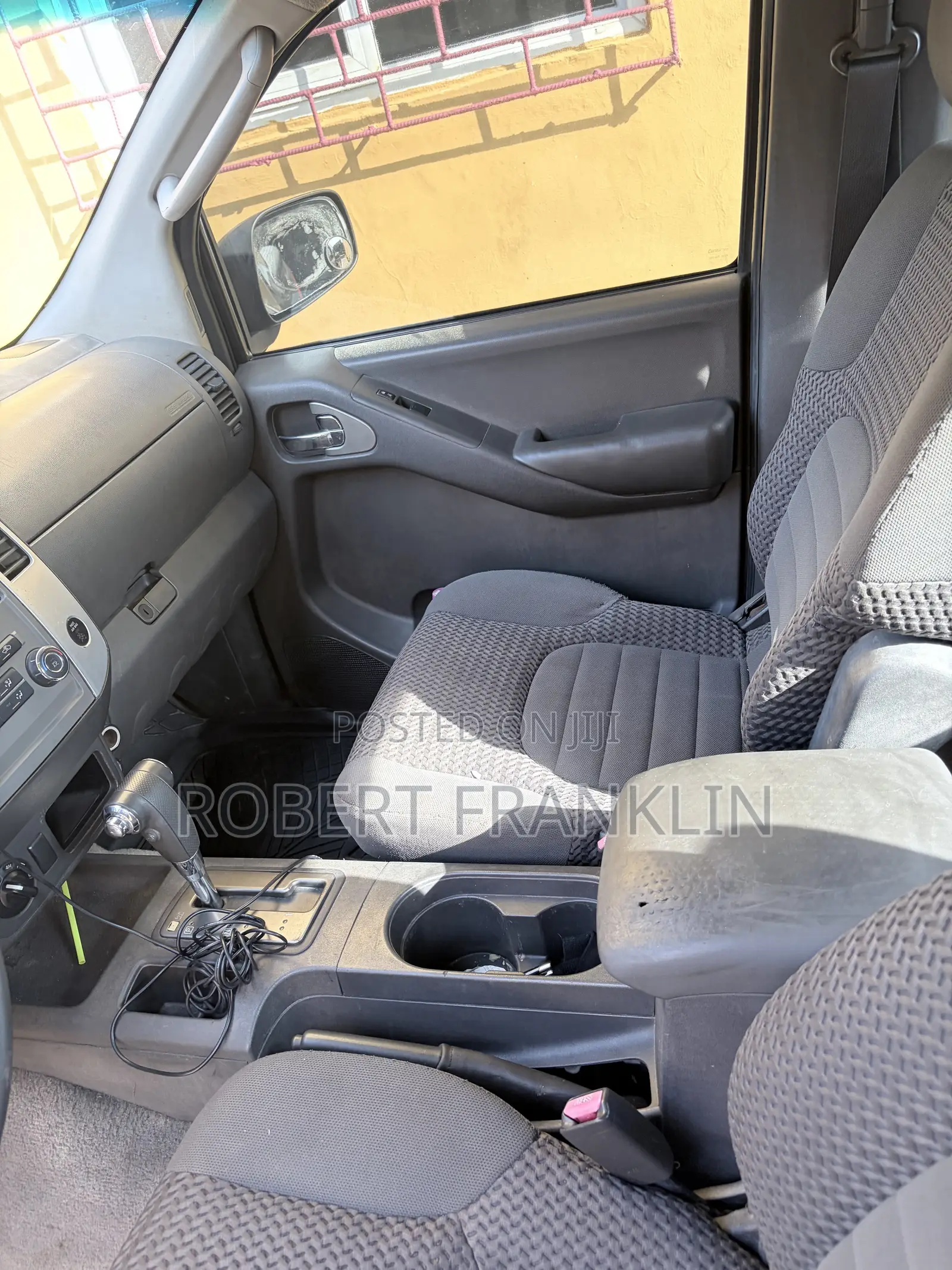 Nissan Frontier 2012 Gray
