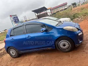 Toyota Vitz 2010 Blue