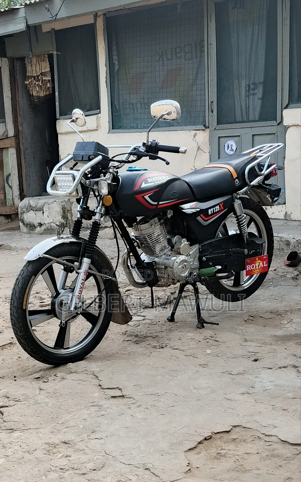 Royal Enfield Classic 350 2023 Black