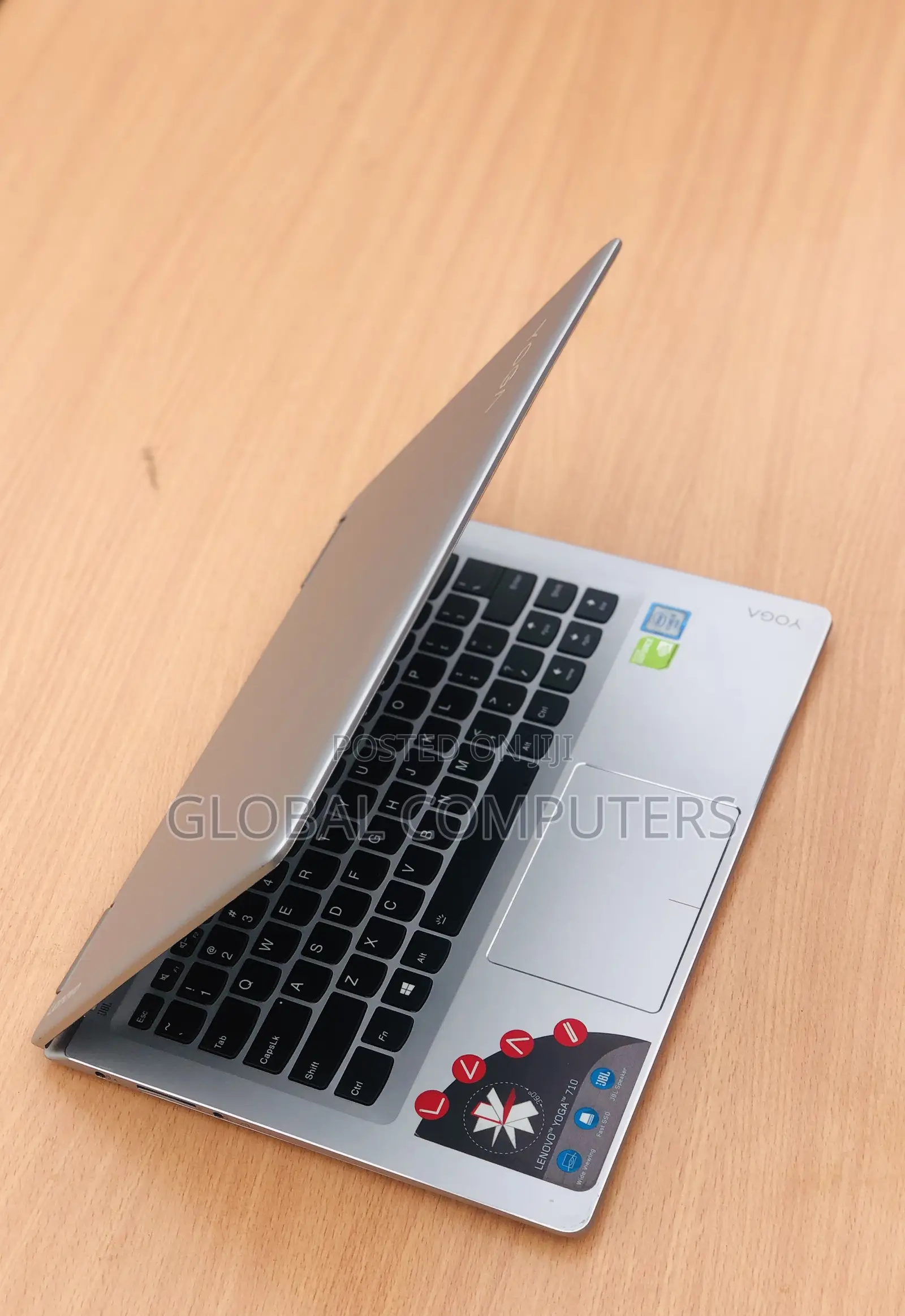 Laptop Lenovo Yoga 710 8GB Intel Core i5 SSD 256GB