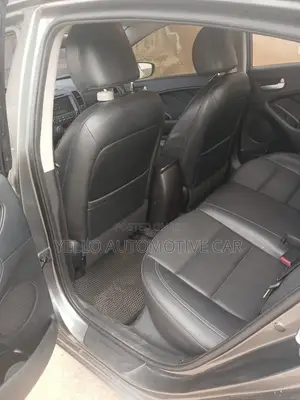 Rent Kia Forte (Diesel)