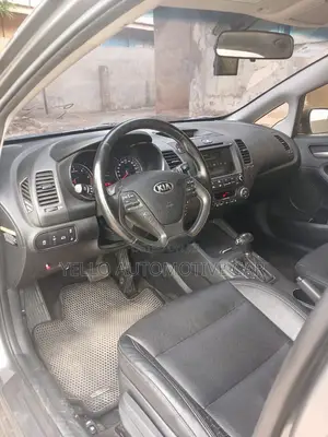 Rent Kia Forte (Diesel)