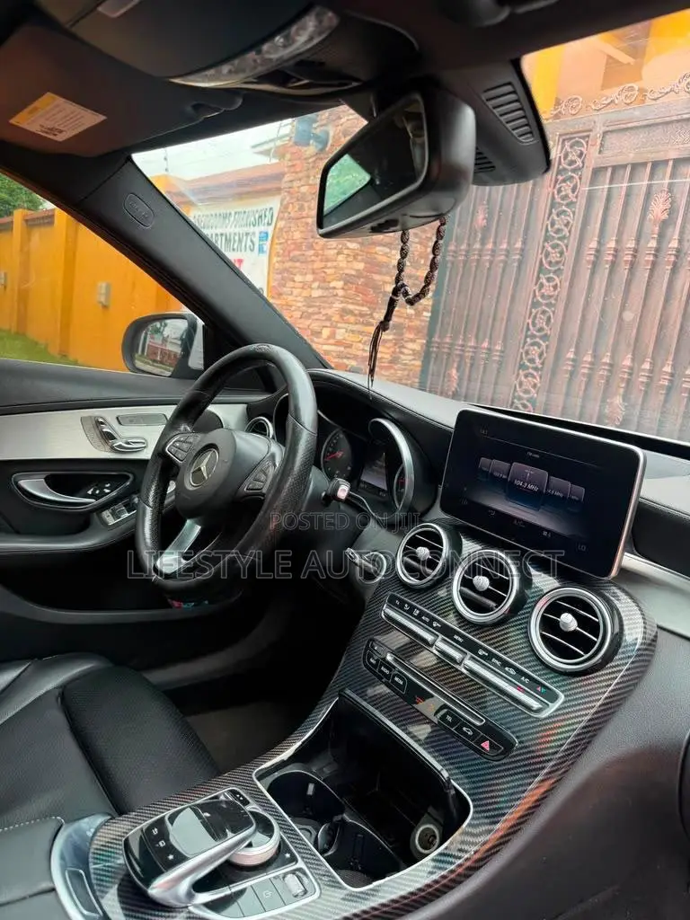 Mercedes-Benz C300 2016 White