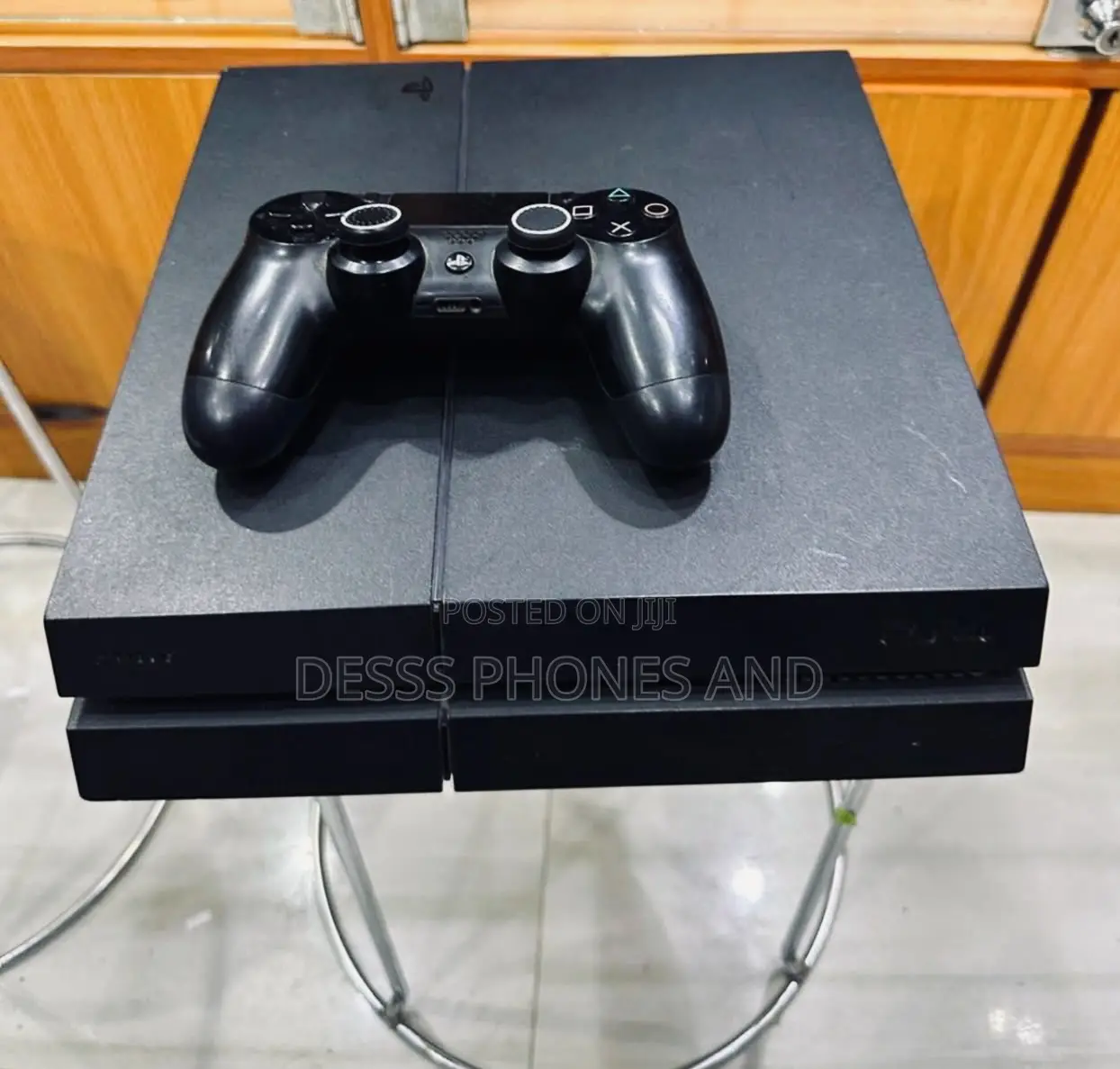 PS4 Slim 1TB and Controller