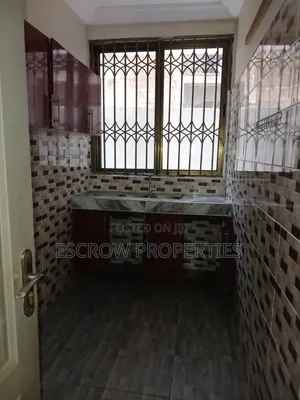 2bdrm Apartment in Escrow Prime, Pentecost for rent