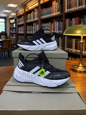 Original Adidas Adistar Runner