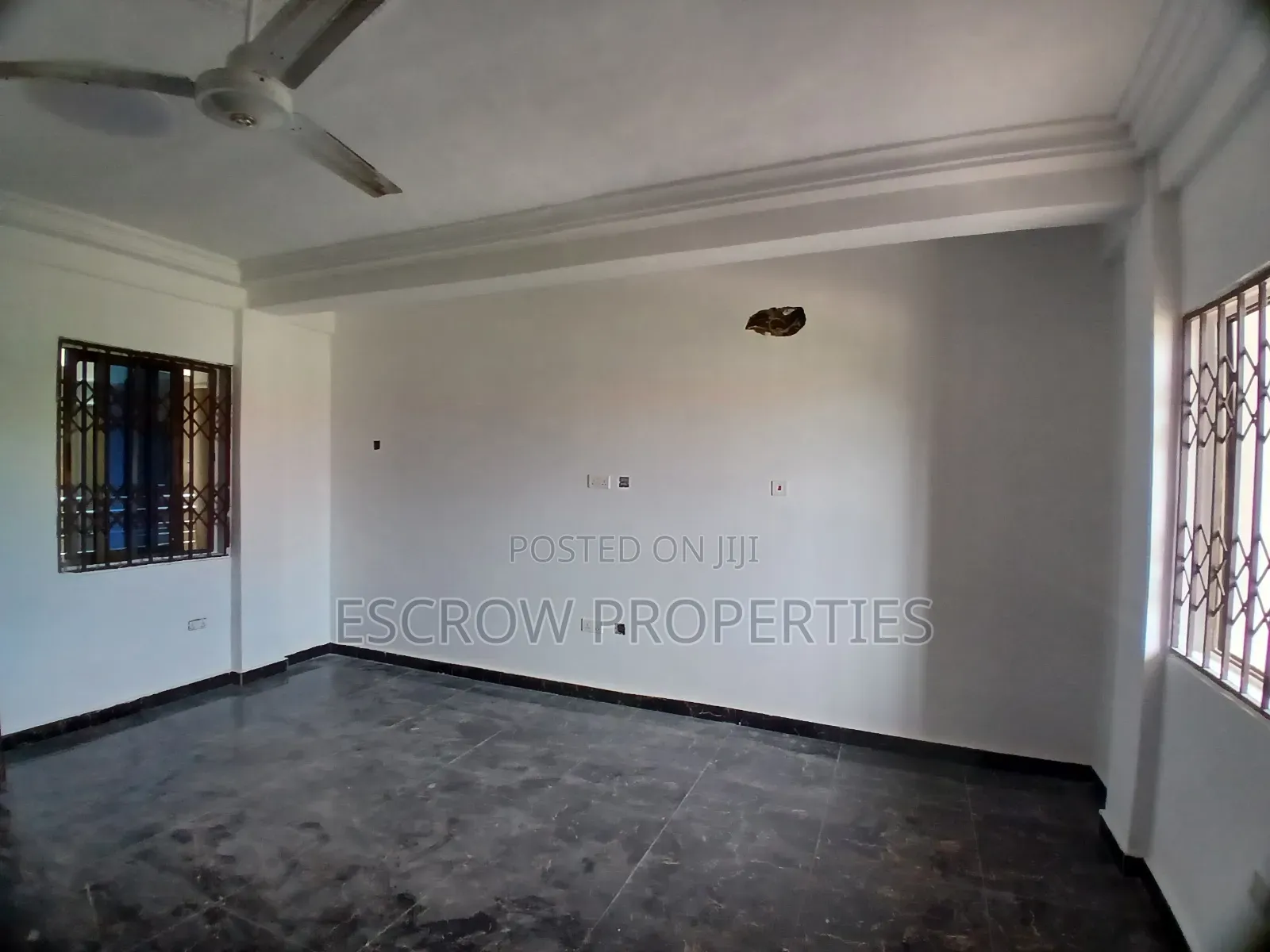 2bdrm Apartment in Escrow Prime, Pentecost for rent