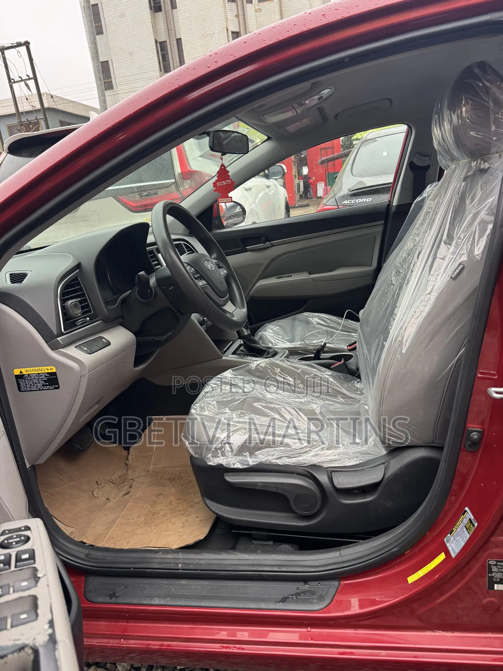 Hyundai Elantra 2017 Red
