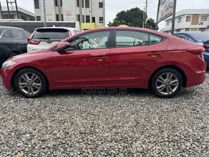 Hyundai Elantra 2017 Red