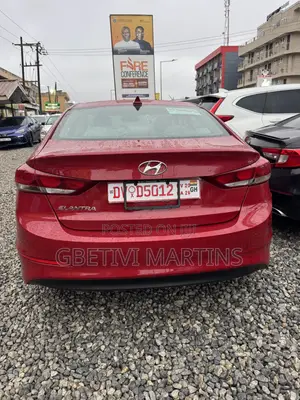 Hyundai Elantra 2017 Red