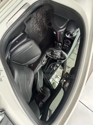 Mercedes-Benz E350 2020 White
