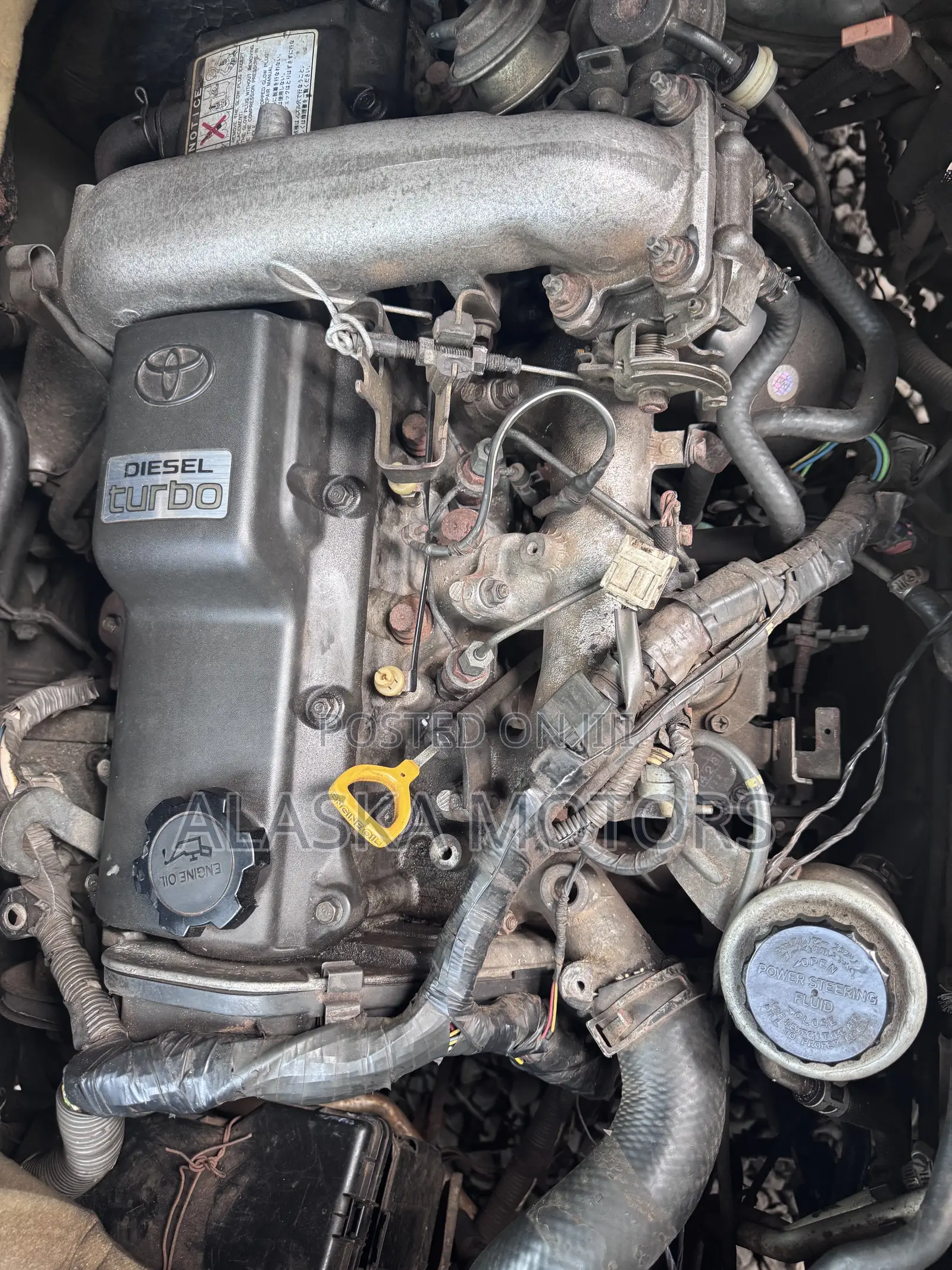 Toyota HiAce 2015 Silver