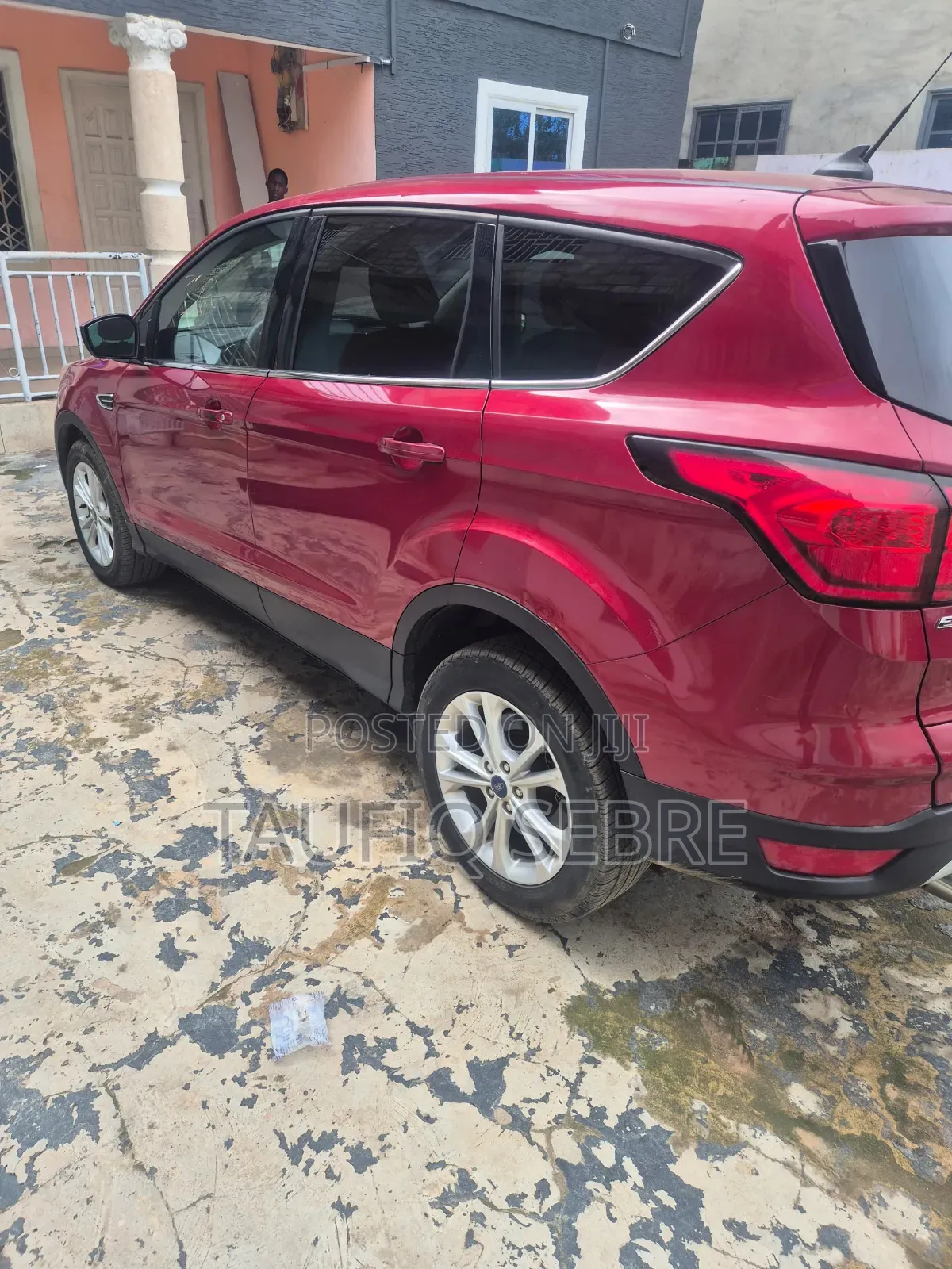 Ford Escape SE 4x4 2019 Red