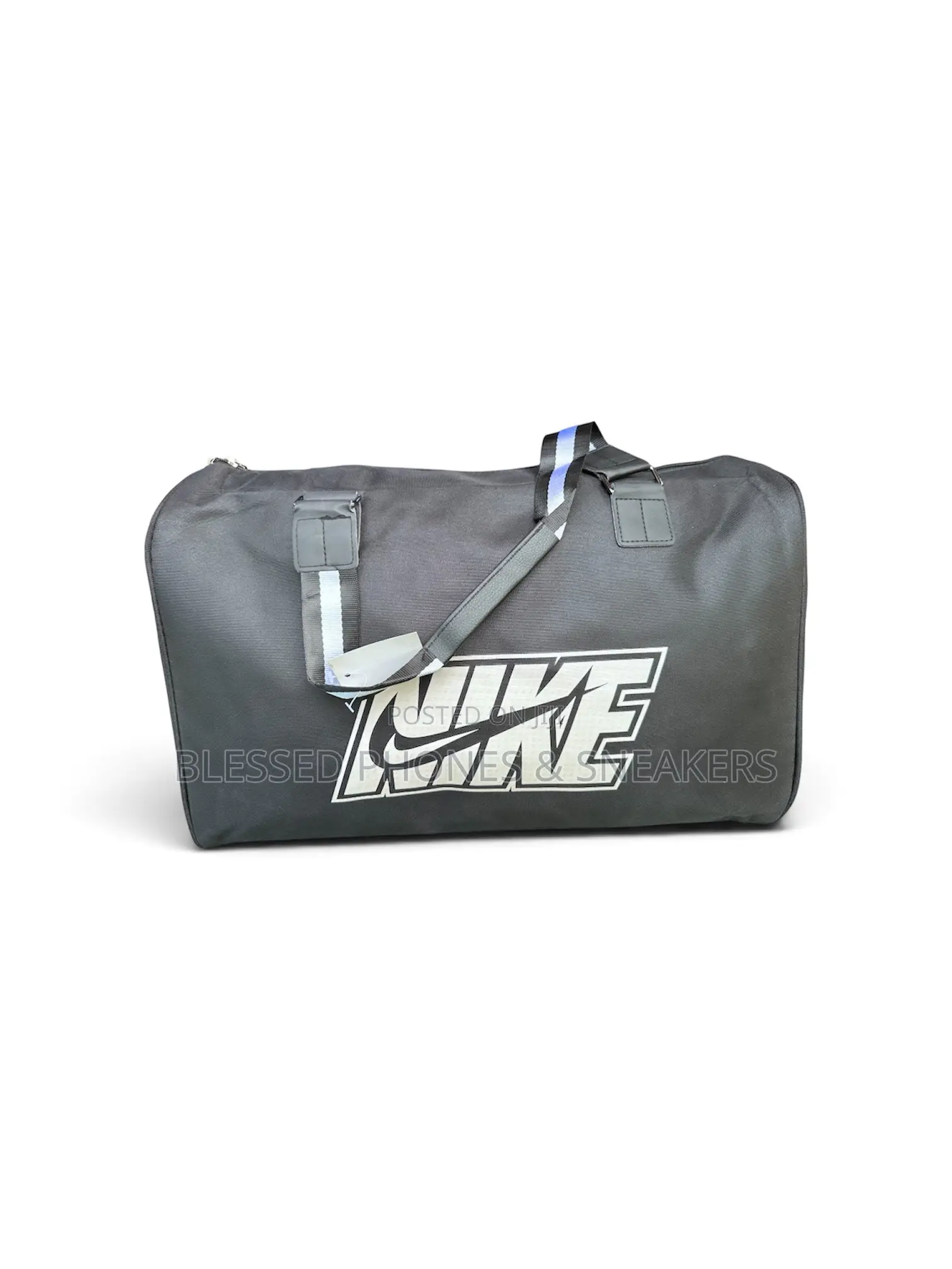 Traveling Bag