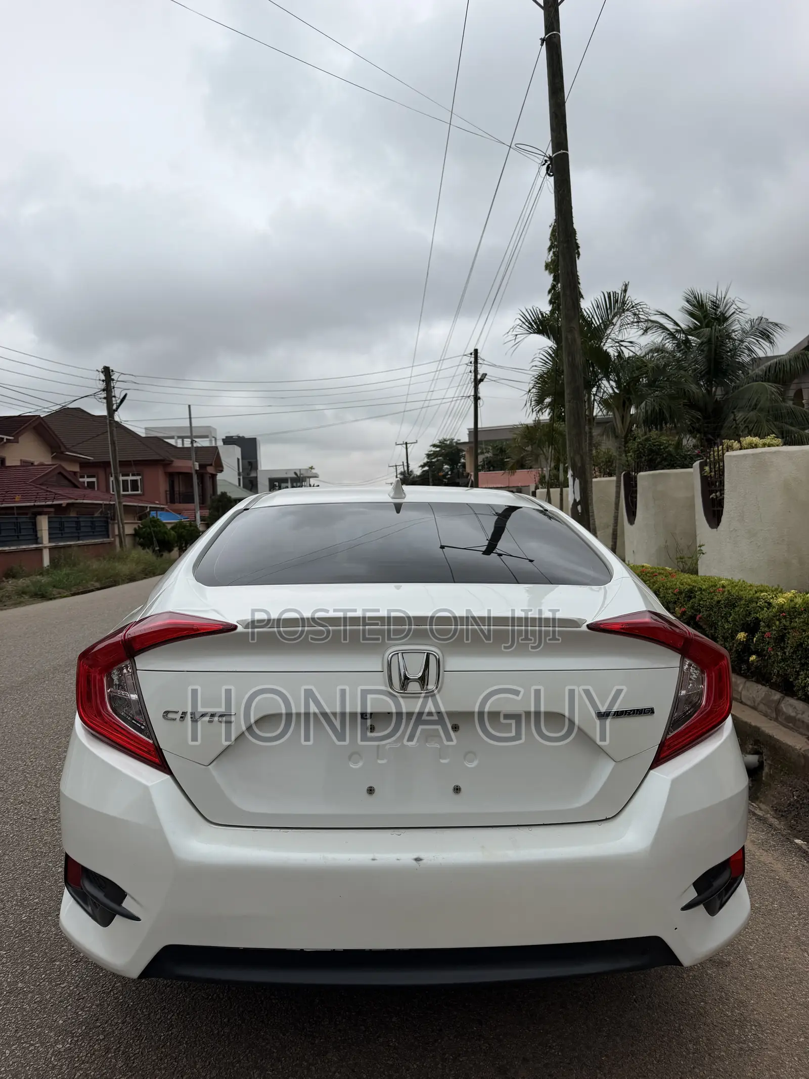 Honda Civic Touring 4dr Sedan (1.5L 4cyl) 2016 White