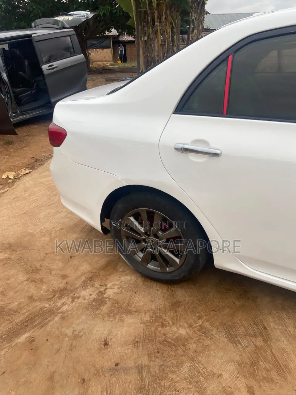 Toyota Corolla 2010 White