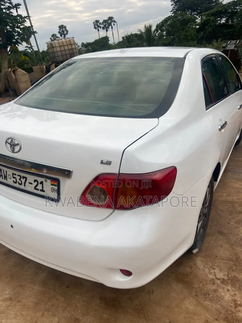 Toyota Corolla 2010 White