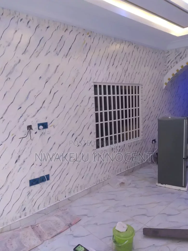 Wall and Piller Marble Effect