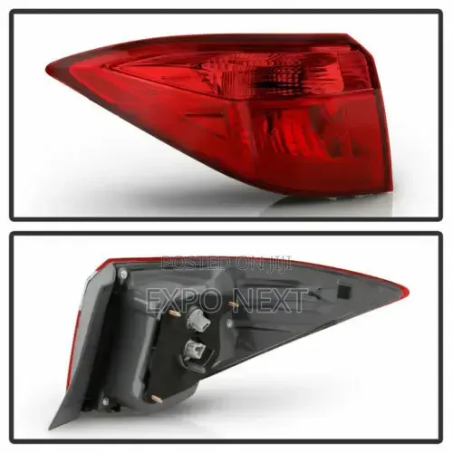 Toyota Corolla 2017-2019 Taillights Pair