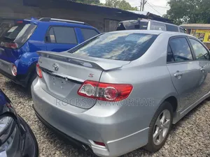 Toyota Corolla 2013 Silver