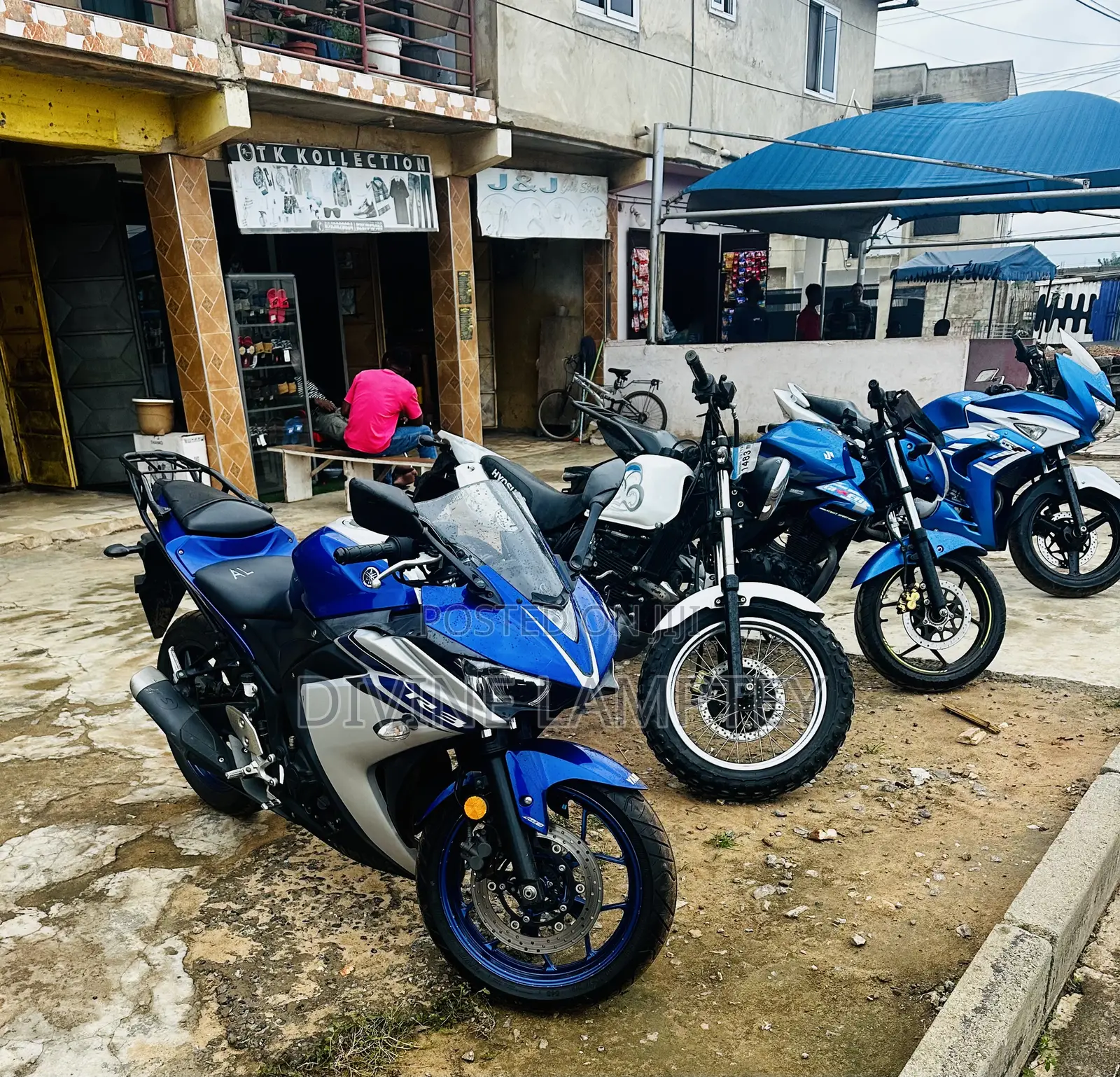 Yamaha R3 2024 Blue