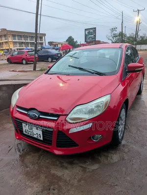 Ford Focus 2013 Red