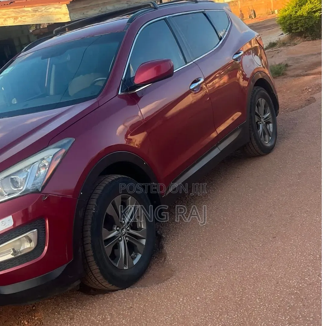 Hyundai Santa Fe 2014 Red