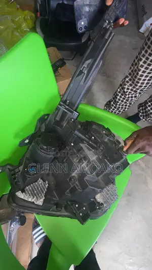 2023 Kia Sportage Head Light