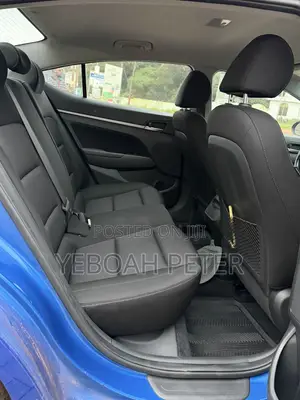 Hyundai Elantra 2018 Blue
