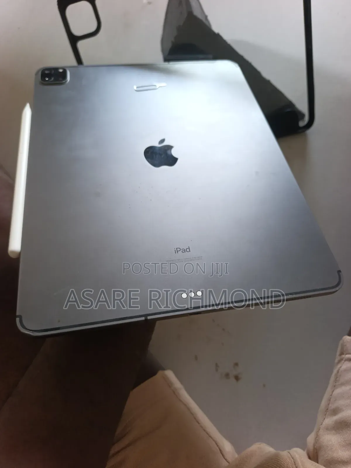 Apple iPad Pro 12.9 (2021) 256 GB Silver