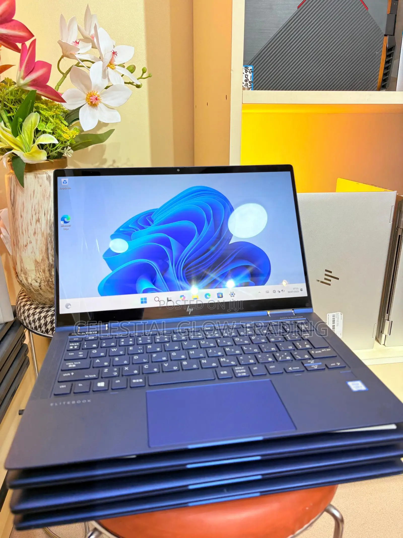 New Laptop HP Elite Dragonfly x360 8th Gen 16GB Intel Core i5 SSD 256GB
