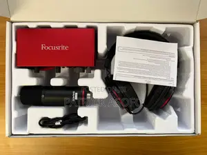Focusrite Scarlett 2i2 Studio 3rd Gen Recording Bundle