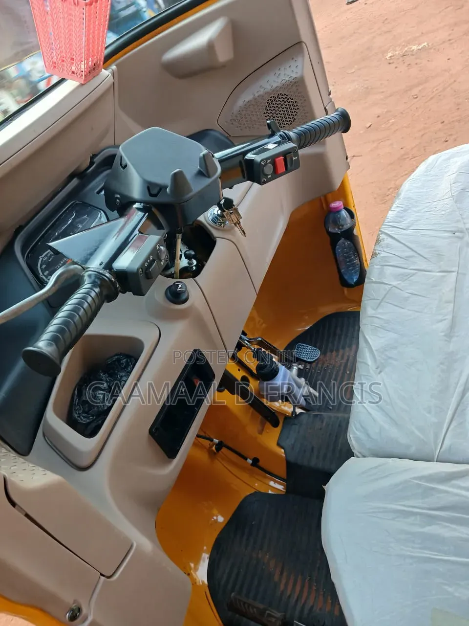 New Bajaj RE 2025 Yellow