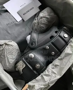 Original BALENCIAGA X CROCS Hardcore Slides (Black)