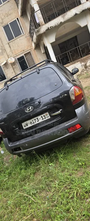 Hyundai Santa Fe SE AWD 2026 Black