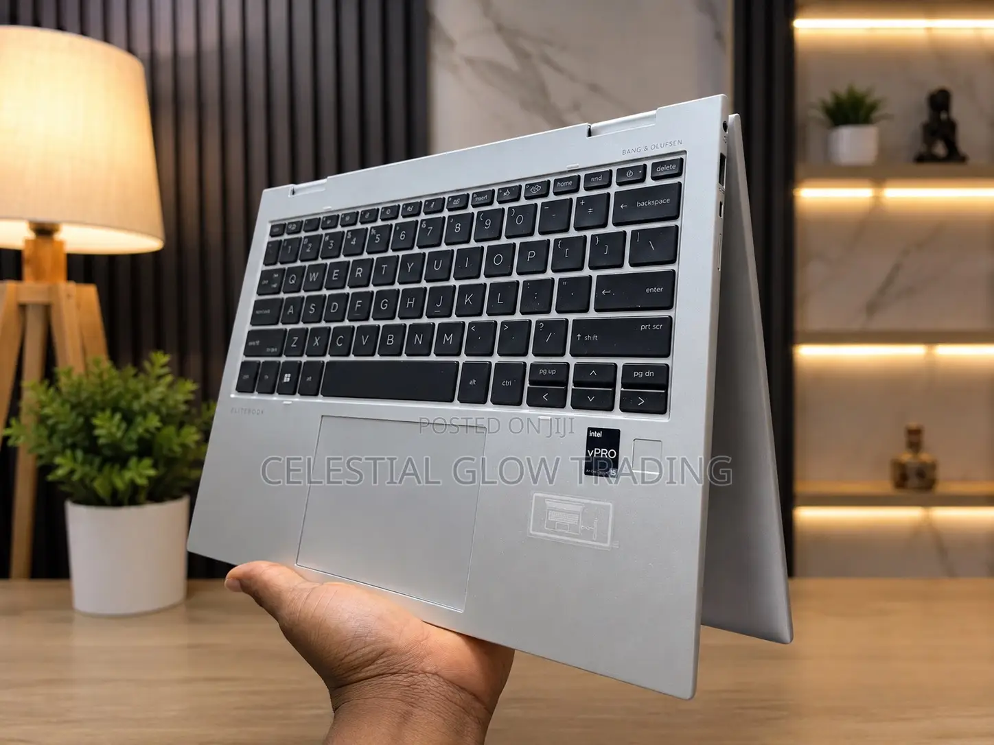 New Laptop HP EliteBook x360 1040 G9 16GB Intel Core i5 SSD 256GB
