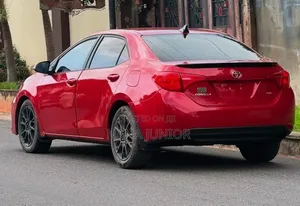 Toyota Corolla LE Eco (1.8L 4cyl 2A) 2019 Red