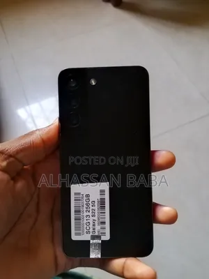 Samsung Galaxy S22 5G 128 GB Black