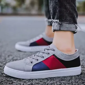 Men's Shoe