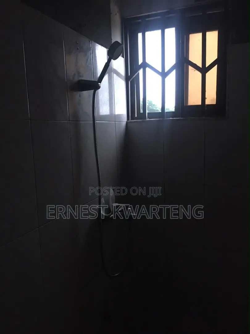 3bdrm Apartment in Super Elite, Sowutwuom for rent