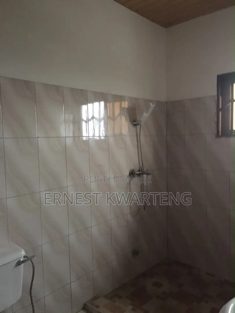 3bdrm Apartment in Super Elite, Sowutwuom for rent