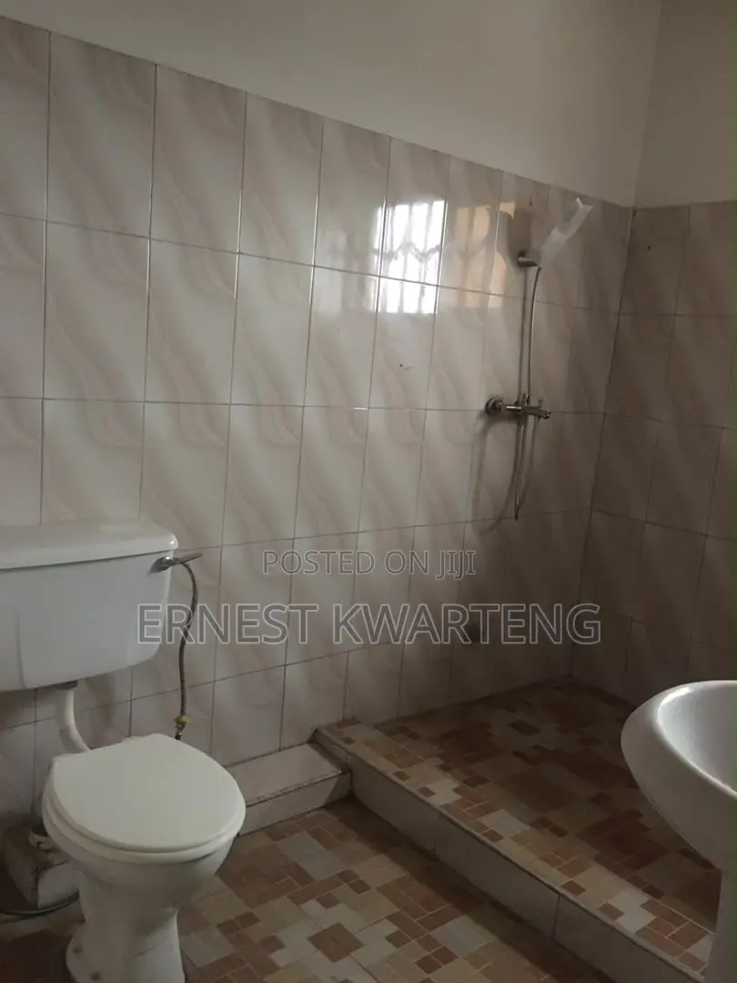 3bdrm Apartment in Super Elite, Sowutwuom for rent