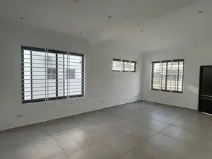 4bdrm Duplex in Adenta for rent