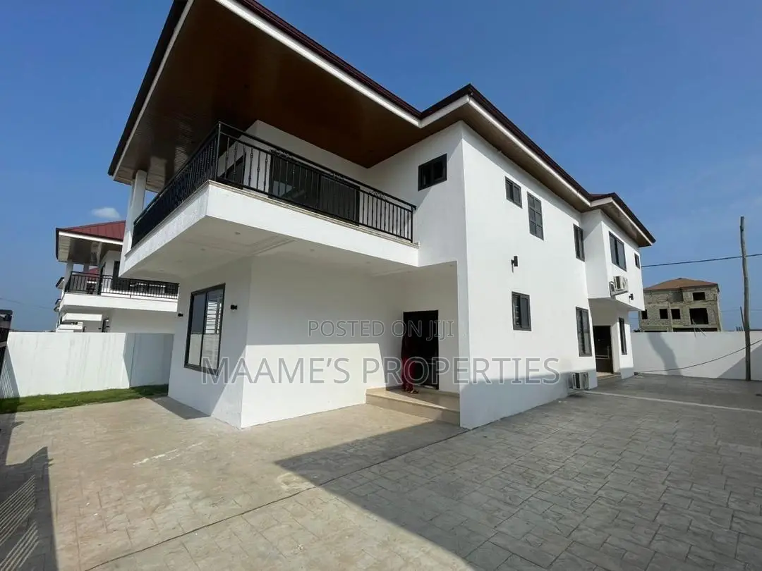 4bdrm Duplex in Adenta for rent