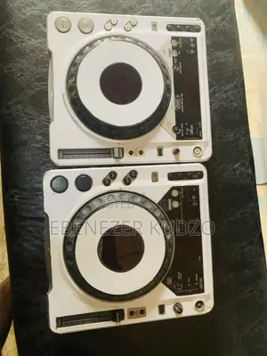 Pioneer CD DJ 800